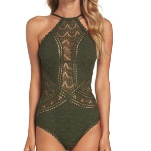 Elegant Green Lace Halter Swimsuit